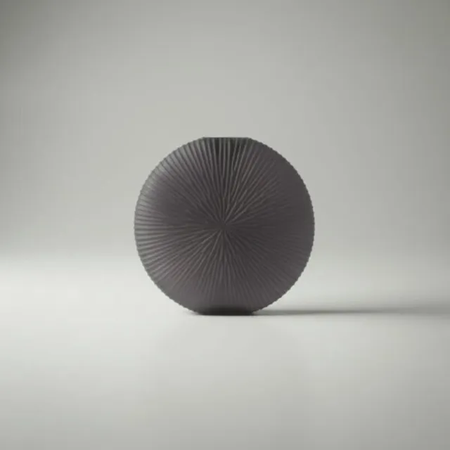 TLF interieurs Vaas Riva – ronde design vaas met geribbelde textuur Donkergrijs