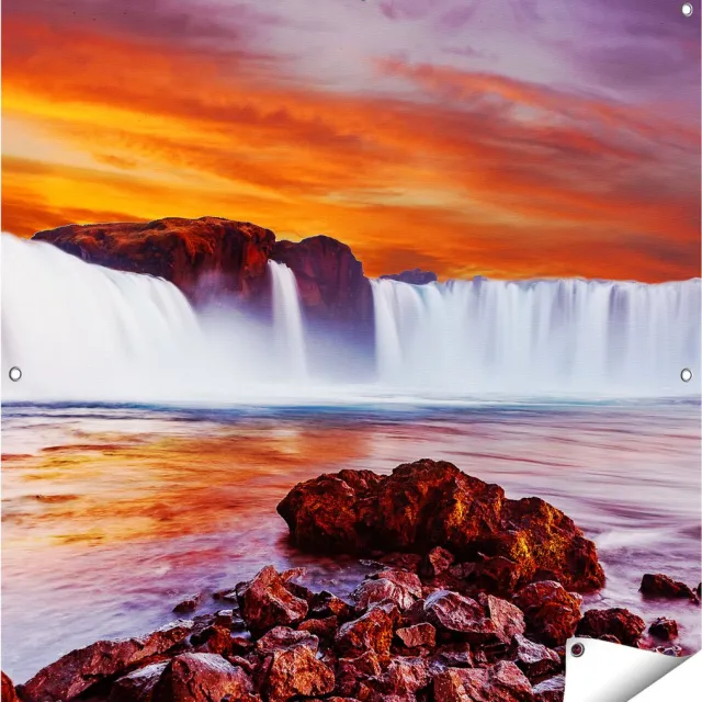 Gards Tuinposter Waterval bij een Oranje Hemel - 100x100 cm - Tuindoek - Tuindecoratie - Wanddecoratie buiten - Tuinschilderij Multikleur