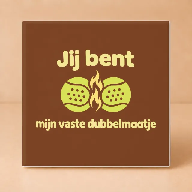 Bedruk King Minimalistische Padelpakjes na de rally Tegel – Scandinavisch Design voor Dubbelspelers en Sportliefhebbers - 15 x 15 cm Wit