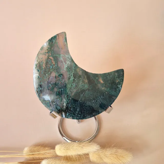 Moonlight Gemstones XL Edelsteen Mosagaat Maan op Standaard (Druzy & Patronen) #160 - 144g Meerkleurig