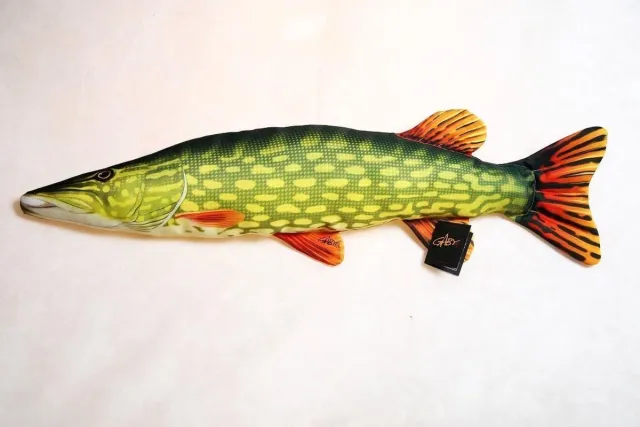 Dutch Nautics Kussen vis - Snoek - Meerkleurig - Vismodel kussen - Groot formaat - Sierkussen - 80 cm Multicolor