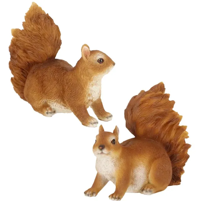 Esschert Design dieren beeldjes set - 2 stuks - eekhoorns - 14 en 20 cm - bosdieren - polyresin Lichtbruin