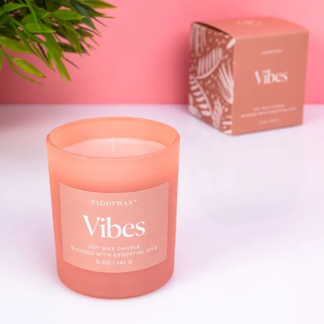 Paddywax Wellness Geurkaars - Vibes (roze) van Paddywax