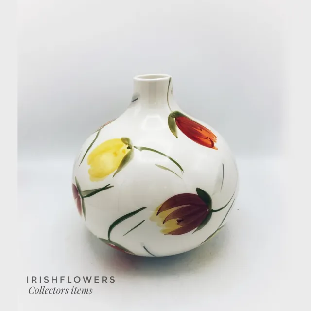 Villa Pottery Vaas - Tulpenvaas - Moederdag - Moederdag cadeautje - Voorjaarsvaas - Voorjaar - Nationale Tulpendag - Bloemenvaas - Keramiek - Woondecoratie - Tulipa 3_2 Wit