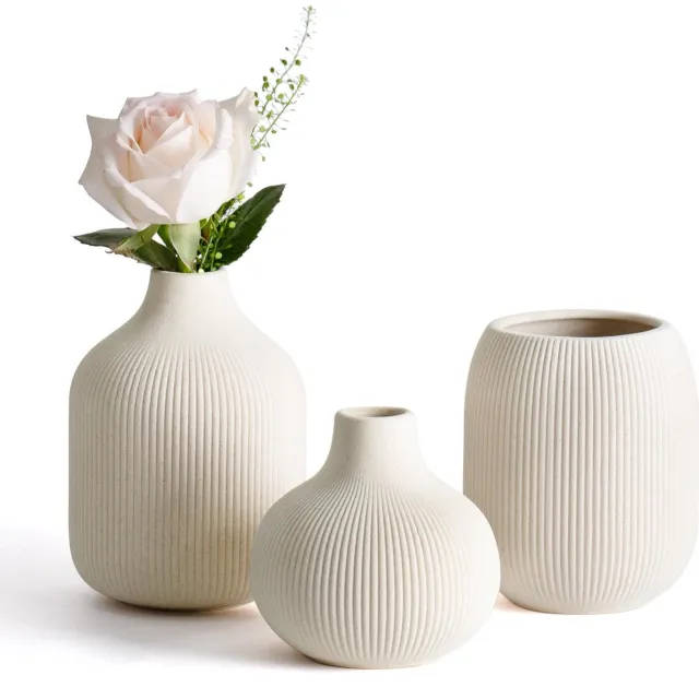 Famanu Set van 3 moderne beige keramische vazen met geribbelde textuur, perfect voor neutrale en overgangsdecoratie, kleine decoratieve vazen