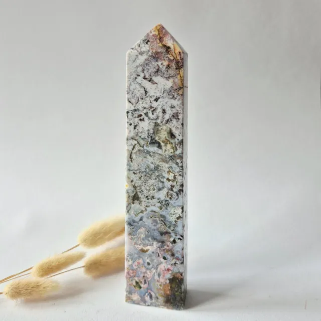 Moonlight Gemstones Oceaan Jaspis Toren 449 gram – Unieke Edelsteen met Druzy Meerkleurig