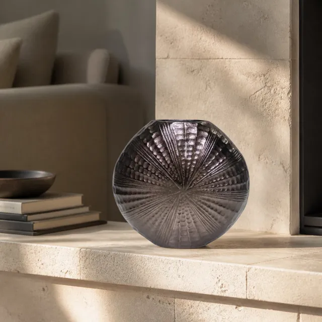 Hoppa! Vaas - Metalen Ronde met Zonmotief - Zwart Nikkel - 28 x 7 x 26 (B x D x H)