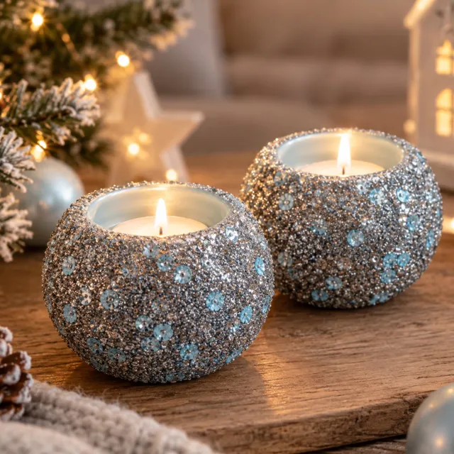ZoeZo Design 2 stuks - kerst - waxinelichtjeshouder - kerstbalstyle - glas - zilver - blauw - 7 x Ø9 cm - glitter blauw - zilver - grijs