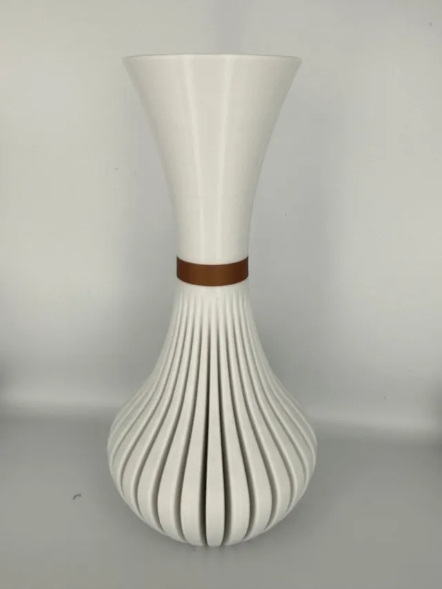 Vaas - Ko-tje - Elegant - Wit/Brons - Waterdicht - 25 x 12 cm