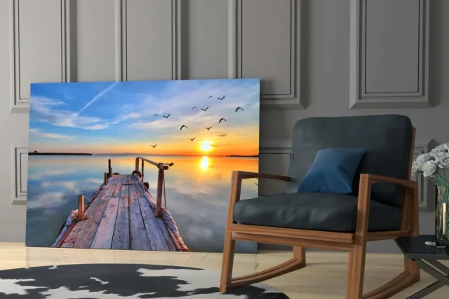 Insigne Art Glasschilderij Zonsondergang aan het Meer – Houten Steiger – Luxe Wanddecoratie – Gehard Glas 4 mm - 72 x 46 cm Kleurrijk