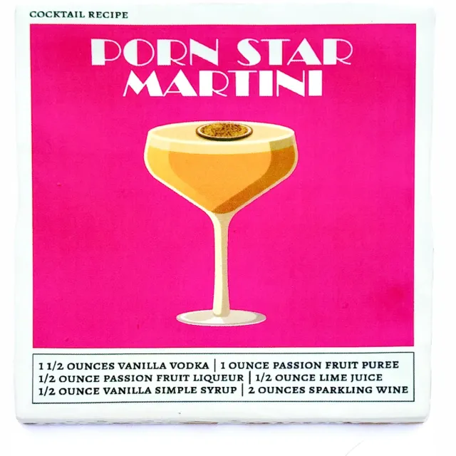 Snoes Cadeautegel Pornstar Martini Recept - Keramiek Tegeltje 10x10 cm - Felroze Design - Inclusief Plakhaakje - Cocktail Decoratie - Brievenbuscadeau Wit
