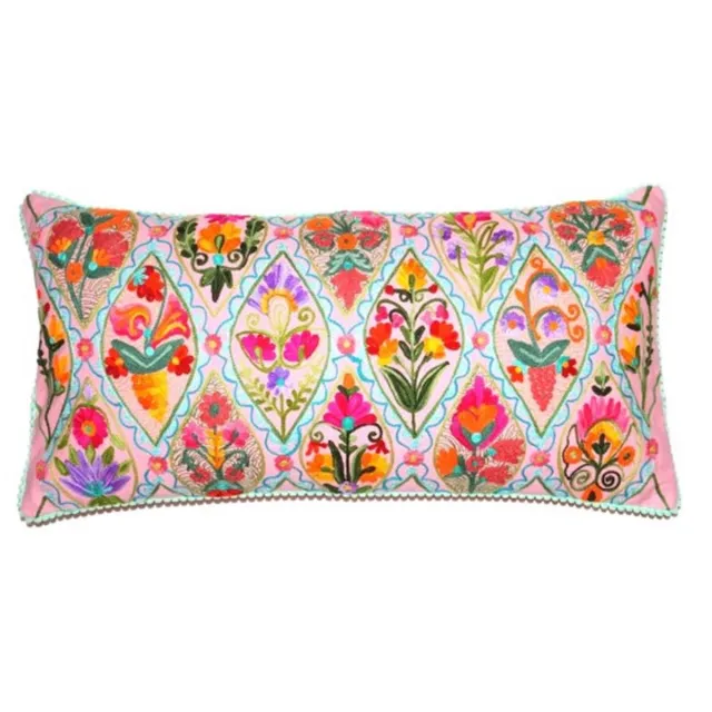 Only natural sierkussen kussen velvet fluweel roze rood met geborduurde bloemen 30 x 60 cm Lichtgroen met bloemen