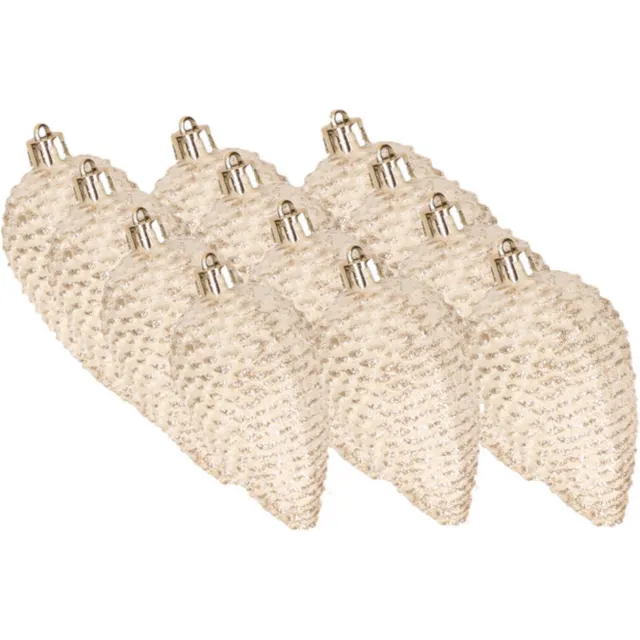 Decoris Dennenappels kersthangers - 12x st - creme wit - 8 cm - kunststof - kerstversiering Goudkleurig