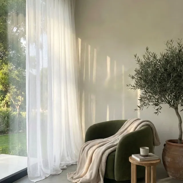 HOOMstyle kant en klaar gordijn met haakjes Aura - Vitrage - Voile - Met plooiband - 140x270cm - Wit Wit, Plooi