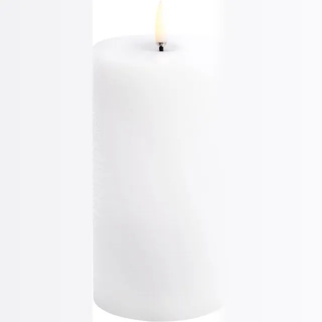 Uyuni led-kaars Melted 7,8 x 15cm nordic white Wit