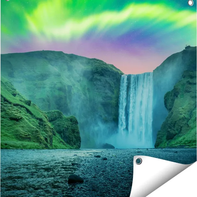 Gards Tuinposter Waterval met het Groene Noorderlicht - 60x60 cm - Tuindoek - Tuindecoratie - Wanddecoratie buiten - Tuinschilderij Multikleur