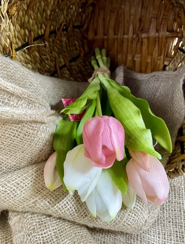 KNUS Lifestyle Kunstbloem Tulp - Mix Pink - Real touch tulpen - 31 cm - Boeket - Kunstbloemen - Kunst bloem - Sally - Pink / Salmon / White - NL - Interieur - Sfeer - Voorjaar - Pasen - Paasdecoratie - Bloemen - Moederdag - Oma - Decoratief - Deco - Decoratie Roze