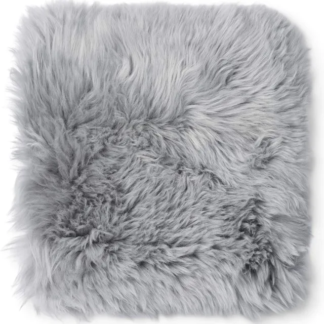 Sheepskin House Langharige Schapenvacht Cover Zero Waste - 35x35 cm lichtgrijs