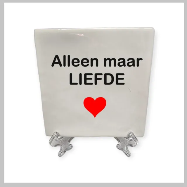 XLX® Spreuk tegeltje, Tekst tegeltje met tekst: Alleen maar liefde, Valentijn, Cadeau, Liefde, Tegeltje met tekst, Tekst tegeltje, XLX® Room - wit