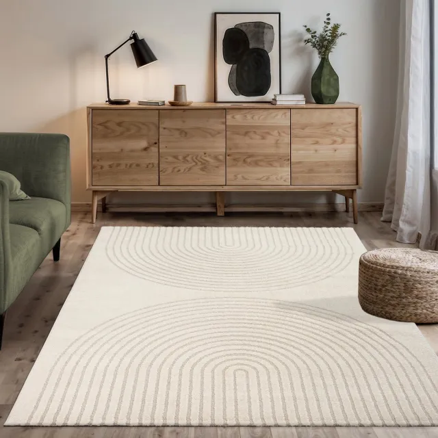 the carpet Elisa – Hoogpolig Vloerkleed met Modern Geometrisch Patroon – Crème – 140 x 200 cm