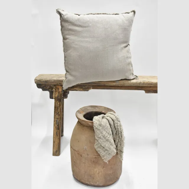 Nino-art Kussen shabby fijn linnen 50x50 cm - Sierkussen Naturel fijn linnen kussen - Naturel Linnen Kussen - Shabby landlelijk stoer sober 50x50 cm. Beige zand