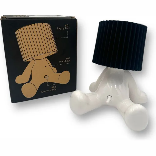 Kinky Pleasure Speelse Tafellamp Wit met Penis als Lichtschakelaar (Zittend Model) Zittend Zwart