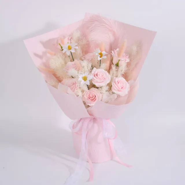 La Roselle Amsterdam Roze Kunstrozen Boeket met Margrieten en rozen en Pampasgras – Winter bloemen boeket - Kerst cadeau feestdagen Lichtroze, wit en crème