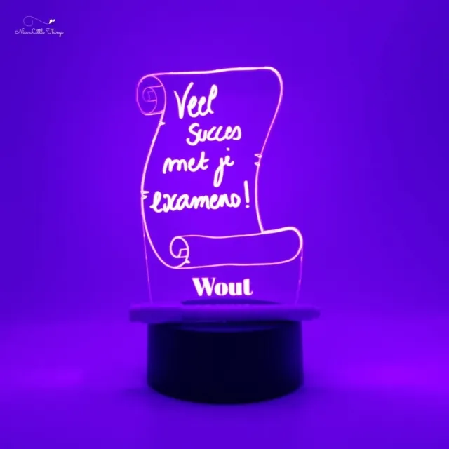 Nice Little Things [Nice Little Things] - Gepersonaliseerde RGB LEDlamp - Tekenen met Licht - Perkament Rood