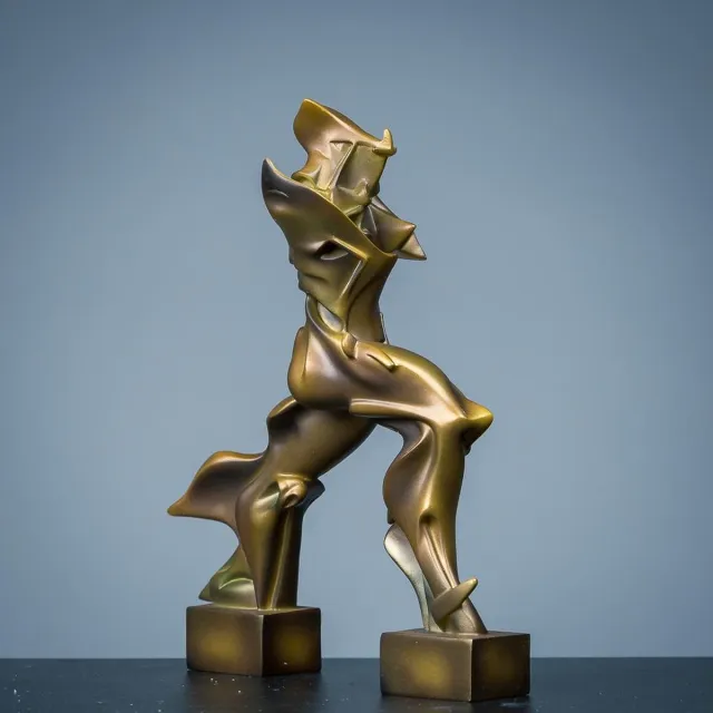 Parastone Beeld Futuristic Man - Modern - Kunst - Cadeau - Beeldje - Decoratie - Kantoor - Bureau - Futuristisch Brons