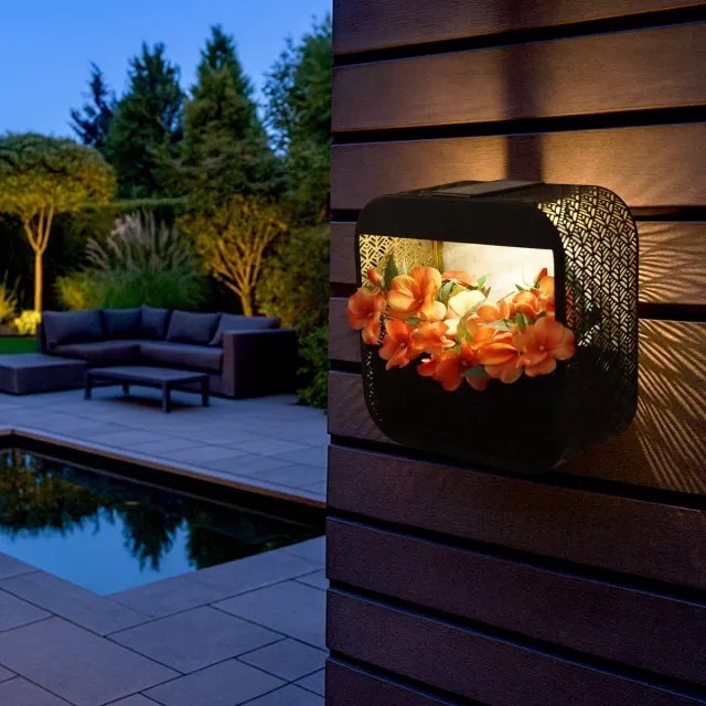 RexTech Solar wandlamp buiten 'Flor' - Recht - Wandlamp met plantenbakje - IP65 - Warm wit licht (2700K) - 20 lumen - Tuinverlichting op zonne-energie