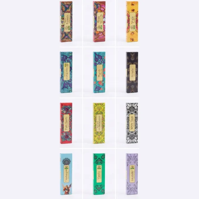 Namaste India Wierookstokjes, Pak van 12, Totaal 240 Stuks, Aromatische Ontspanning, Meditatie en Yoga Geur, Handgemaakt in India (12 Verschillende Geuren) Met Kajal Sticker Bruin