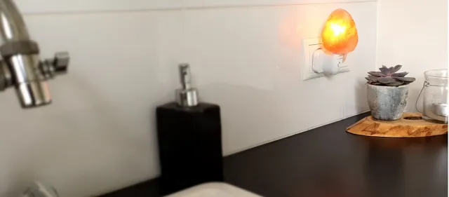Selnature Himalaya zoutkristal nachtlampje 'maan' wit !! GRATIS VERZENDING !! (incl. gloeilampje merk Schiefer en adapter voor elk stopcontact)