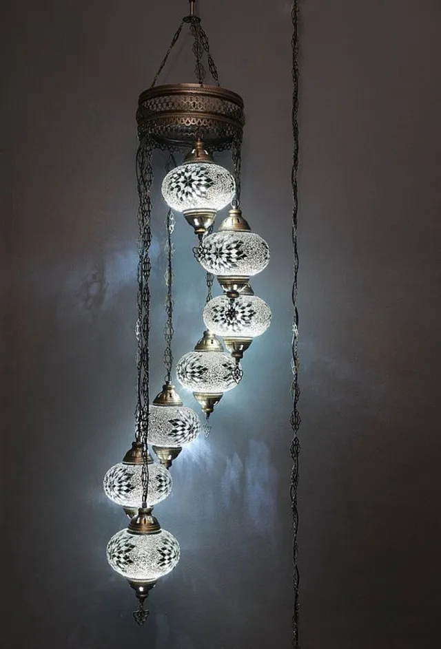 Halay Turkse lamp - mozaïek hanglamp wit - 7 bollen - handgemaakt en authentiek - E14 verlichting