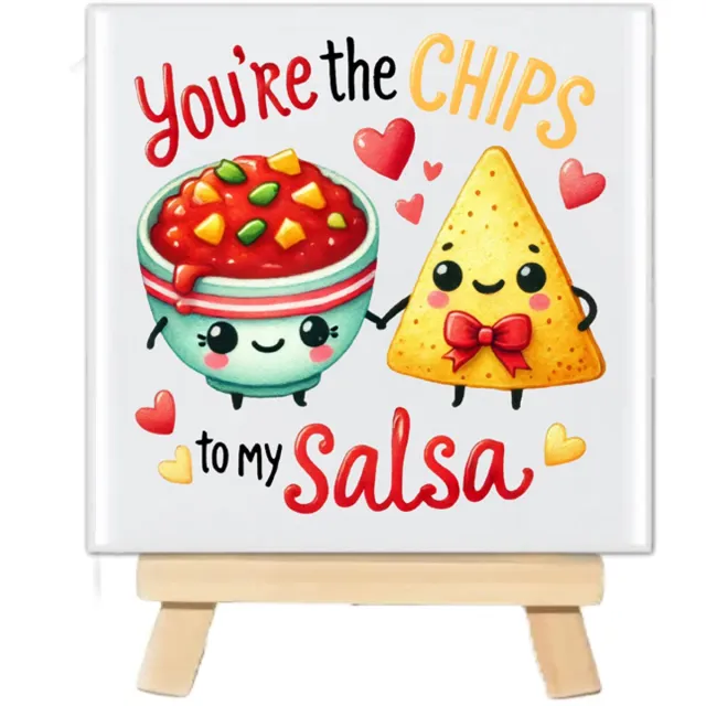 LucKim.nl Tegeltje met tekst en schattig Kawaii food - You are the Chips to my Salsa - 10x10cm - inclusief houten standaard wit