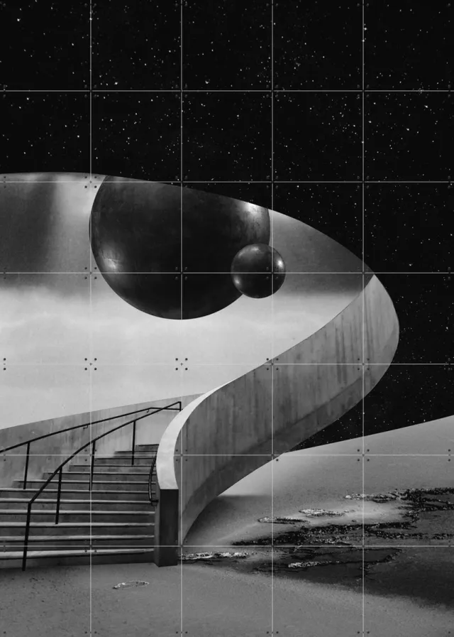 IXXI The Hall, Fran Rodriguez - 100 x 140 cm - Grote wanddecoratie en posters - Fotografie, Surrealisme, Abstract, Mancave, Woonkamer, Trap, Gang Monochroom / Zwart en wit / Donkere tinten / Zwart