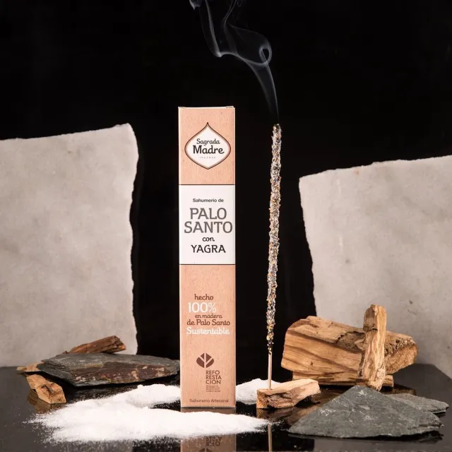 Sagrada Madre Palo Santo Wierook met Yagra - ±30g Meerkleurig