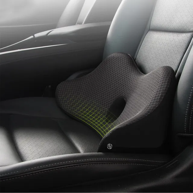 Equivera Autowigkussen Orthopedisch zitkussen voor auto - Memory Foam stoelkussen - Ergonomisch zitkussen voor autostoel - Bureaustoel (zwart)