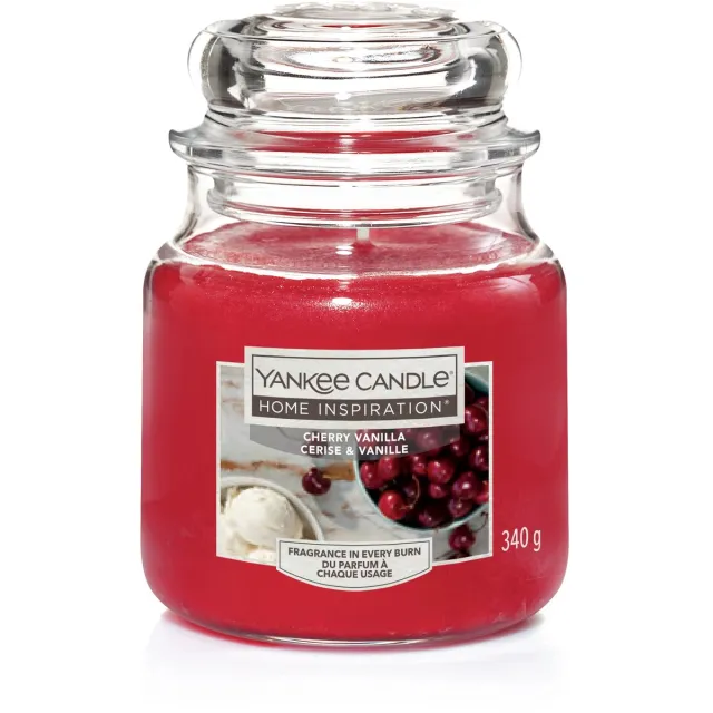 Yankee Candle Home Inspiration - Cherry Vanilla Medium Geurkaars - 75 branduren Rood