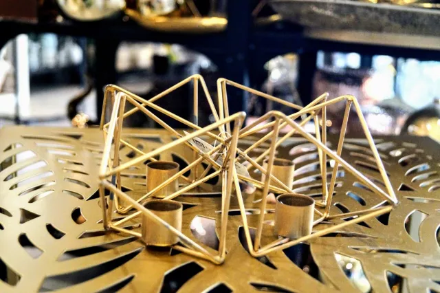 Belldeco Kleine Gouden Kandelaar Spider - Stijlvolle Metalen Decoratie