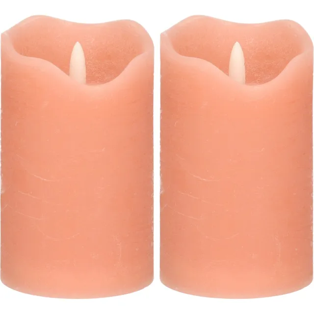 Stern fabrik LED kaars/stompkaars - 2x - roze - D7,5 x H12,5 cm - timer - 3D vlam