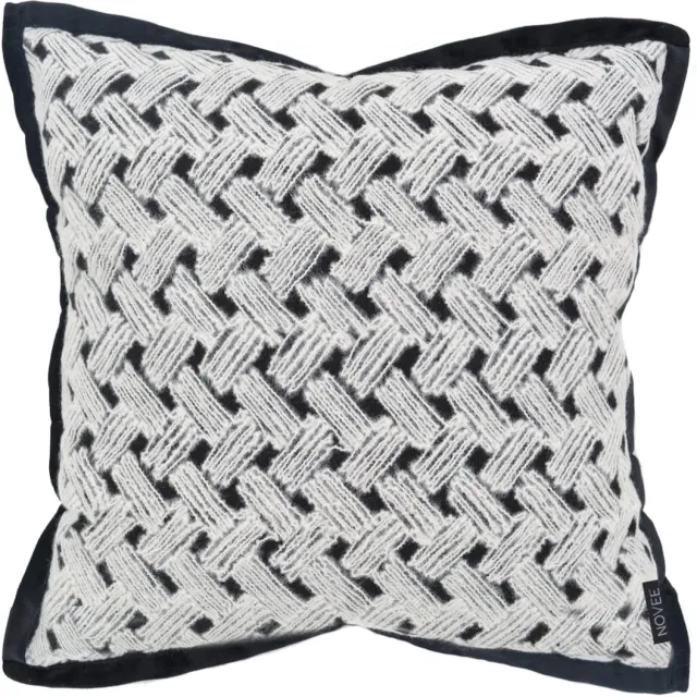NOVÉE Nordic Braid Kussenhoes | 45 x 45 cm | Velvet / Polyester Zwart