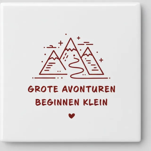 Nevolis Inspirerende 15×15 cm Keramische Tegel – “Grote Avonturen Beginnen Klein” Berg Lijntekening Avontuur Wanddecoratie Multi Color