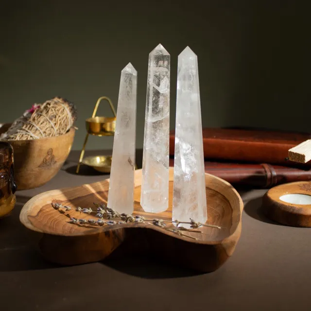 Ancient Wisdom Gemstone Six Face Obelisk Poins approx 17cm - Rock Crystal multicolor