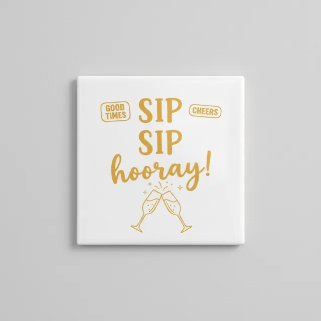 Nevolis Sip Sip Hooray Cheers Tekst Decoratieve Tegel 15×15 cm – Feestelijke Wandtegel voor Keuken, Bar & Viering Decor Multi Color