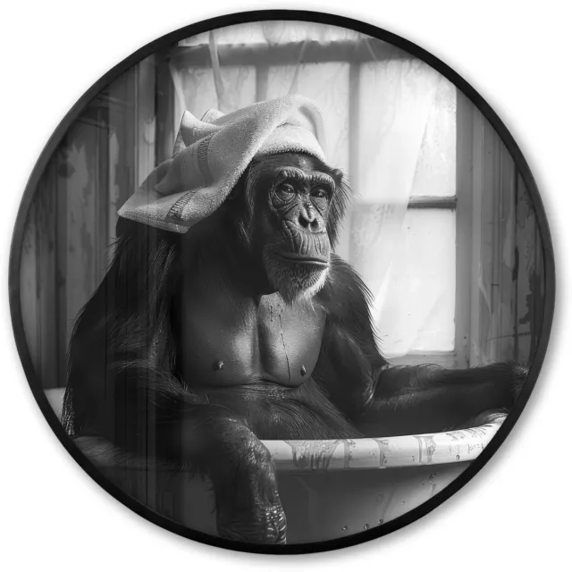 FrameYourWall Poster in lijst Rond - Fotolijst 80x80 cm - Posters - Aap - Dier - Bad - Zwart - Wit - Humor - Ronde posterlijst zwart - Decoratie - Wanddecoratie woonkamer - Muurdecoratie slaapkamer Aap - WC