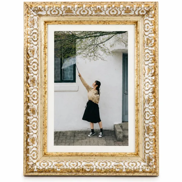 SWGOTA Antiekwitte rechthoekige fotolijst 10 inch met klassiek reliëf voor formaat 20,3 x 25,4 cm