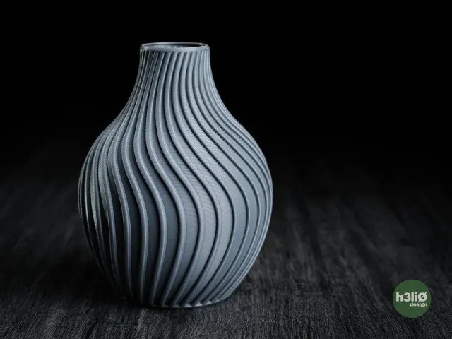 H3li0 Design Gleam Vase – 23×30 cm – Moderne Grote Design Vaas – High Flow PETG – Leverbaar in Zwart, Wit & Grijs – Perfect voor Droogbloemen & Interieurdecoratie