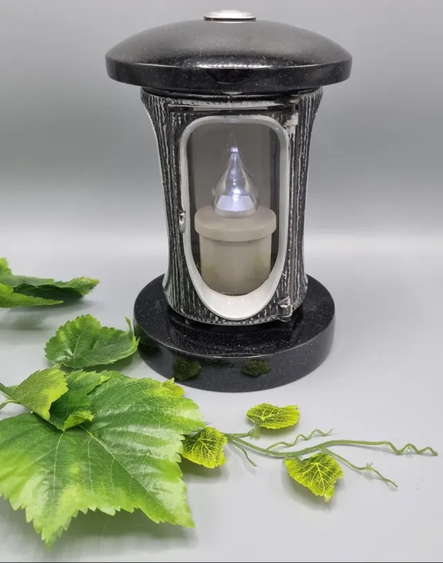 Herdenkingslichtjes Lantaren - Graniet - ZK - Zweeds Zwart - Zilver - Aluminium - Grafdecoratie - Graflantaren - Herdenkingslicht