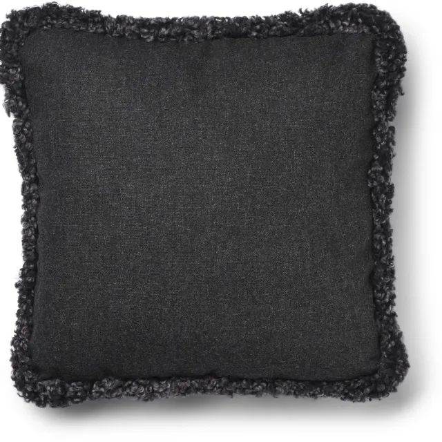 Sheepskin House Kortharig Schapenvacht Kussen - KW rand - 52x52 cm Charcoal/Anthracite