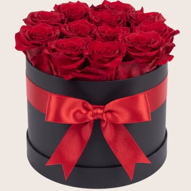 RoseAmor Rozenbox met 12 Longlife Rozen – Echte Houdbare Rozen in Zwarte Cadeaubox met Lint – Rood